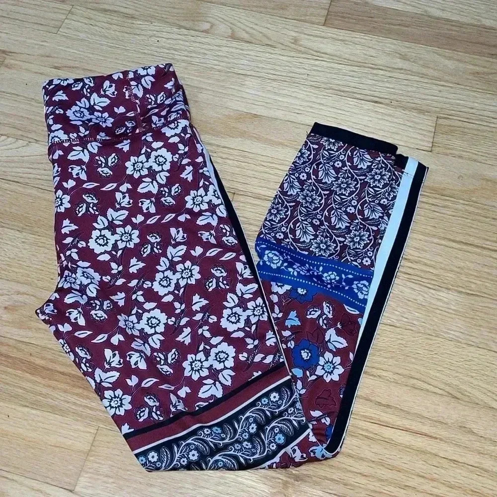 Kate Spade Floral Atheltic Leggings- Small - Picture 2 of 8